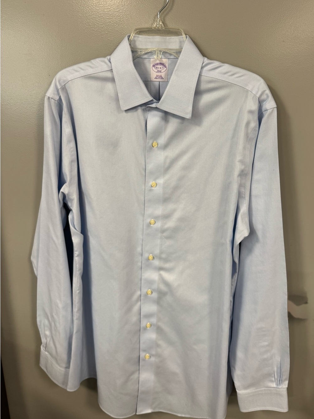 Brooks Brothers 346 Slim Fit Non-Iron Dress Shirt Size 16.5 36/37